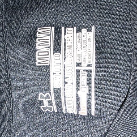 Bundle of women's plain black tshirts - Picture 3 of 6